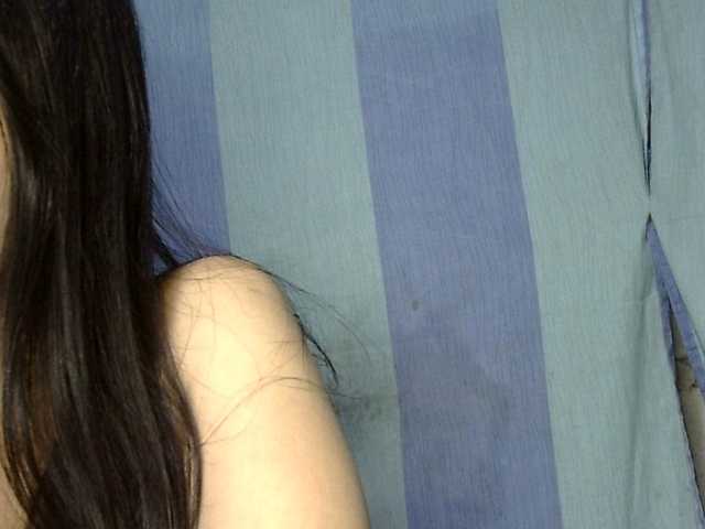 HOTTIEMEE's BongaCams show and profile