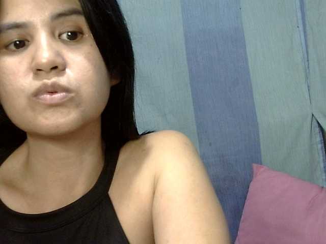 HOTTIEMEE's BongaCams show and profile