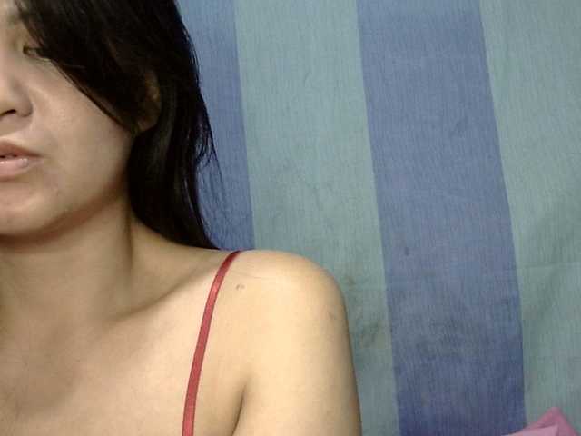 HOTTIEMEE's BongaCams show and profile