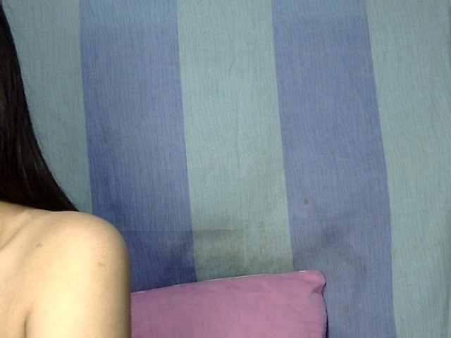 HOTTIEMEE's BongaCams show and profile