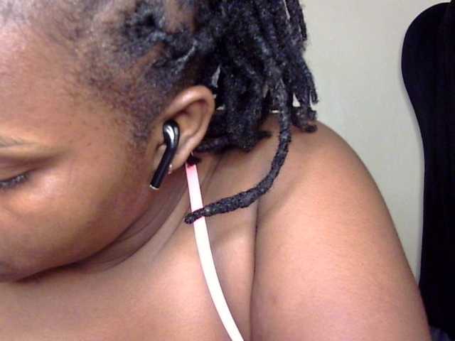 Mayer-'s BongaCams show and profile