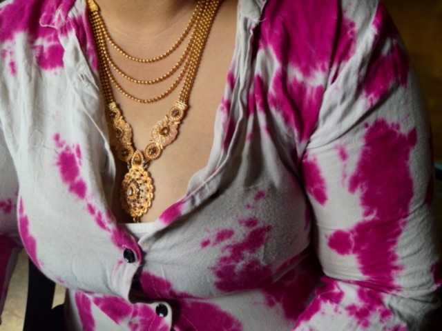 Tamilbabby2025's BongaCams show and profile