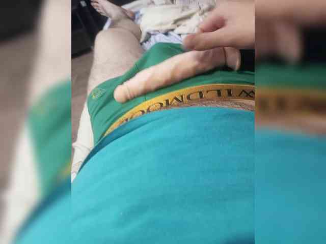 artyr0071 Live Webcam on BongaCams