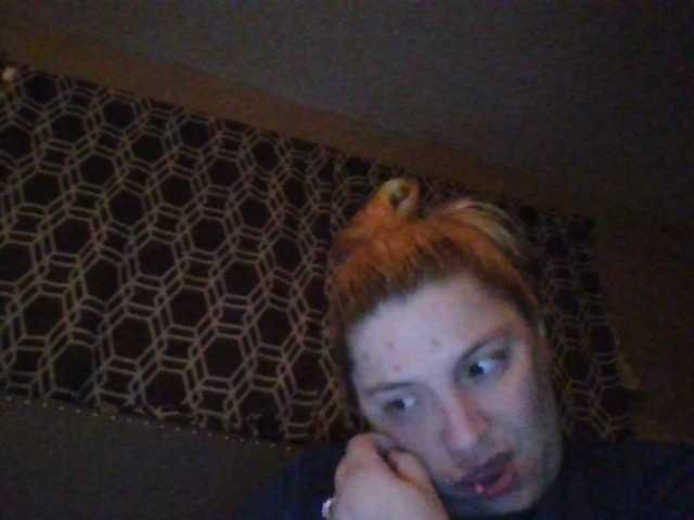 Badmommy32's BongaCams show and profile