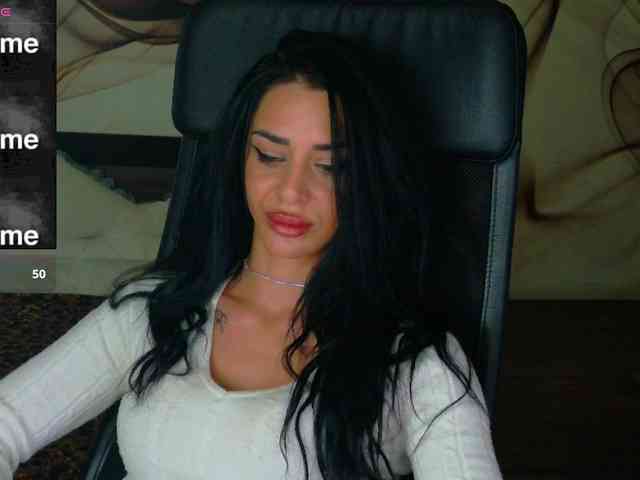 NaomiScarlett webcam