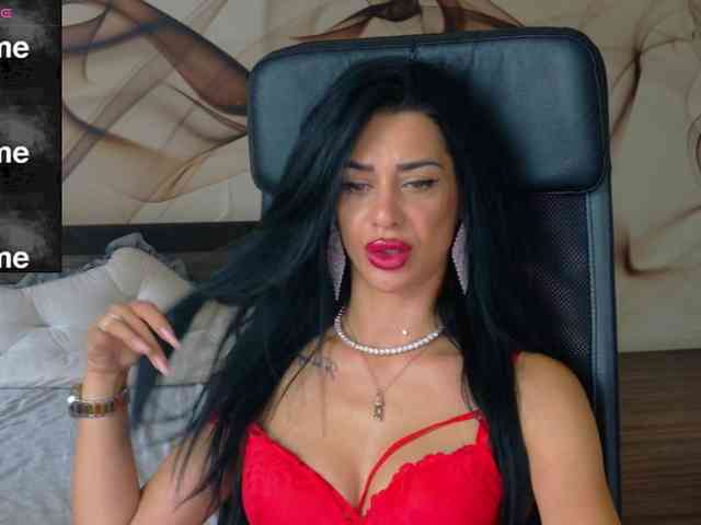 NaomiScarlett webcam