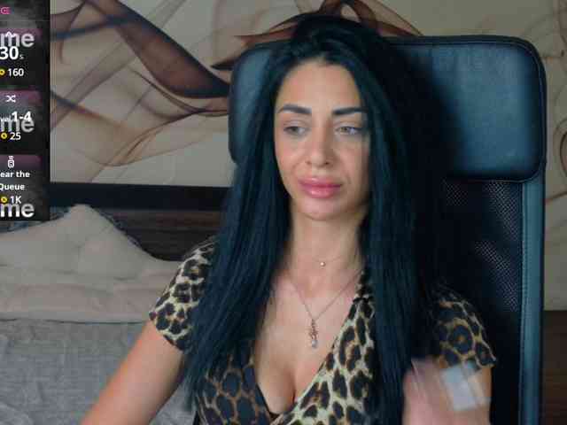 NaomiScarlett webcam