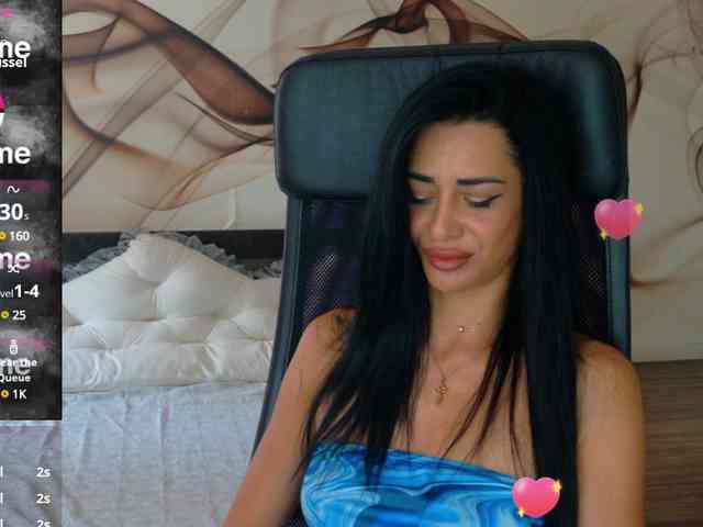 NaomiScarlett webcam