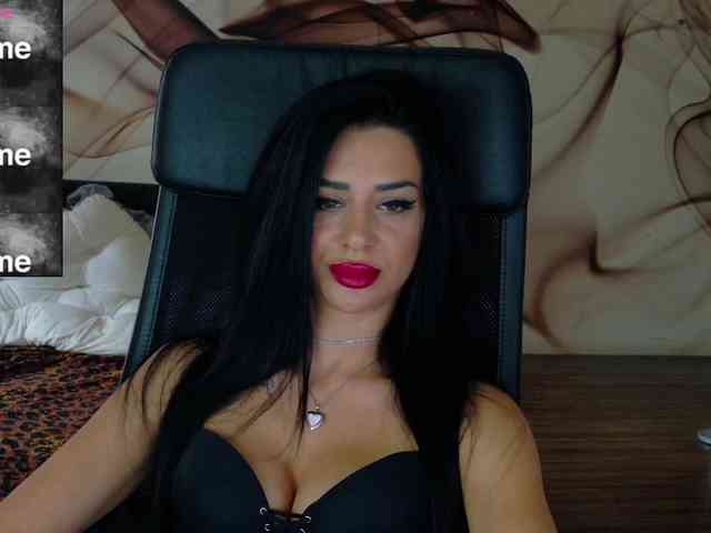 NaomiScarlett webcam
