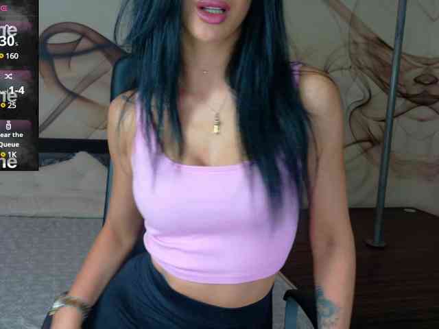 NaomiScarlett webcam