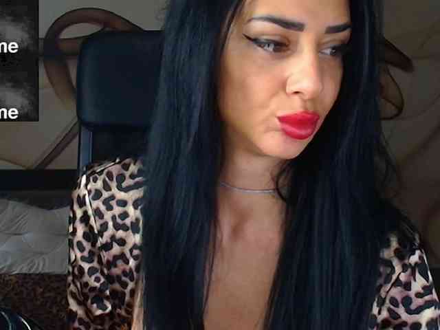 NaomiScarlett webcam