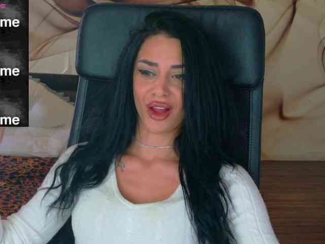 NaomiScarlett webcam