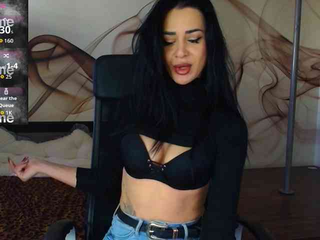 NaomiScarlett webcam