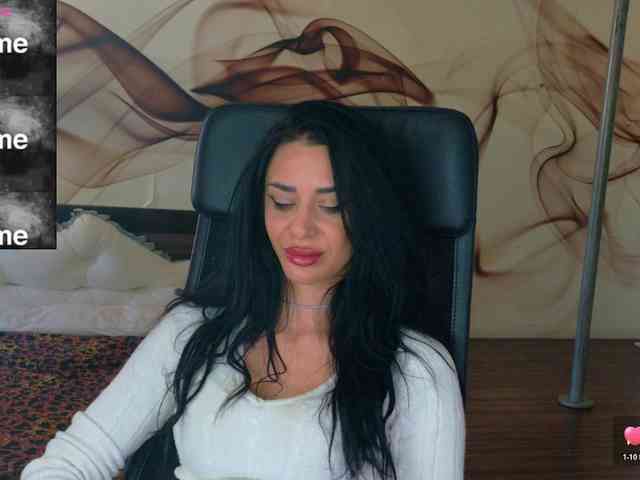 NaomiScarlett webcam