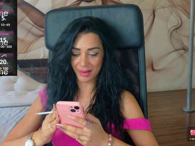 NaomiScarlett webcam