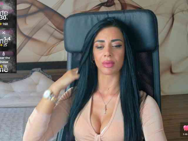NaomiScarlett webcam