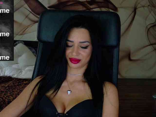 NaomiScarlett webcam