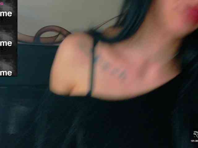 NaomiScarlett webcam