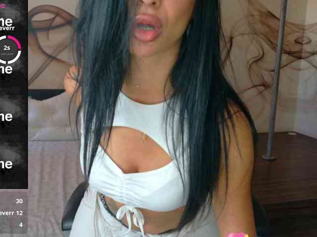 NaomiScarlett webcam