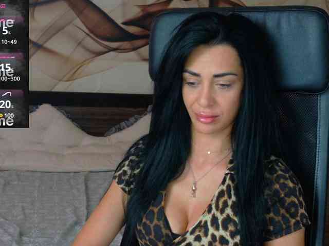 NaomiScarlett webcam