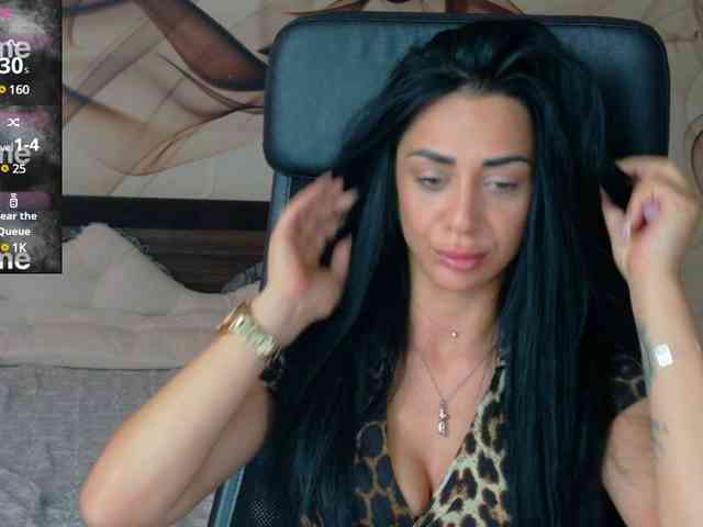 NaomiScarlett webcam