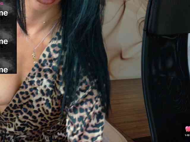 NaomiScarlett webcam