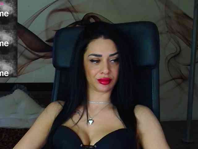 NaomiScarlett webcam