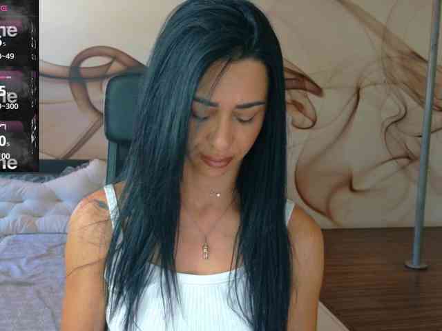 NaomiScarlett webcam