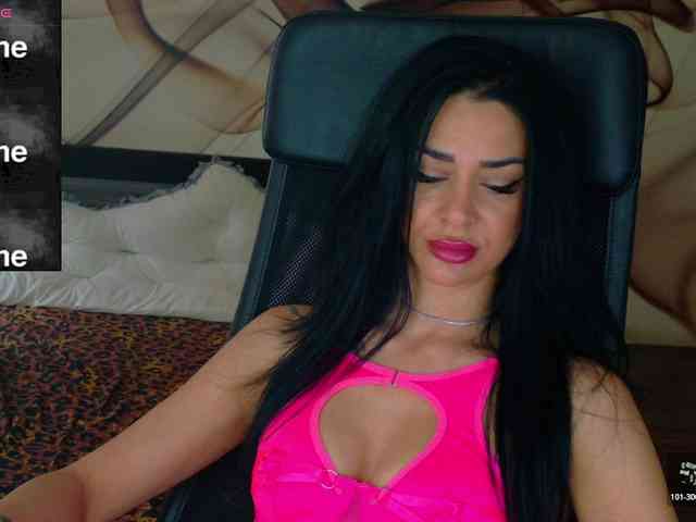 NaomiScarlett webcam