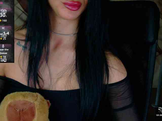 NaomiScarlett webcam