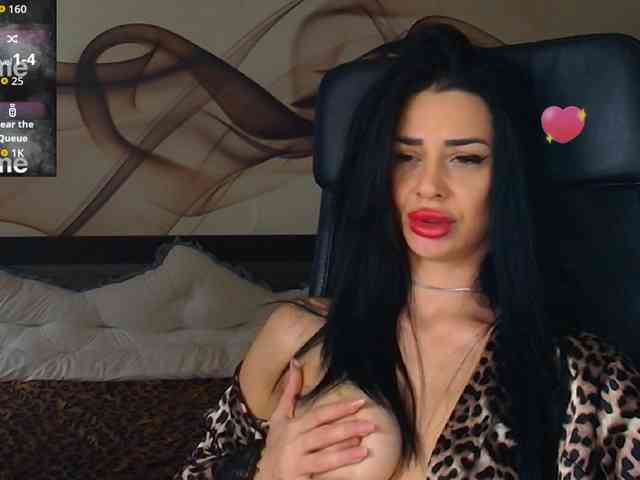 NaomiScarlett webcam