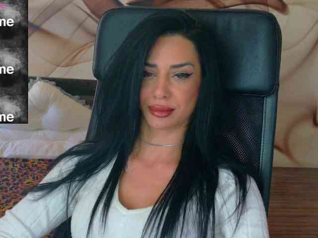 NaomiScarlett webcam