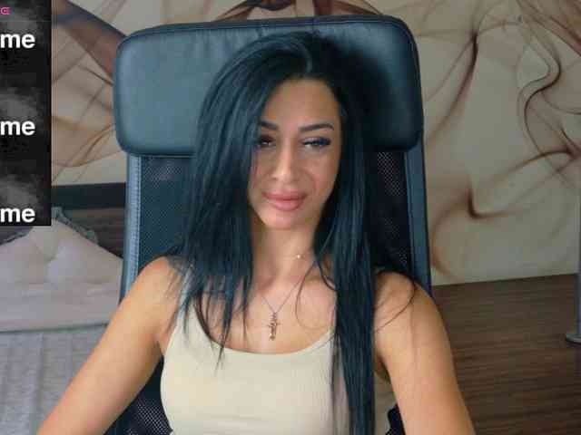 NaomiScarlett webcam