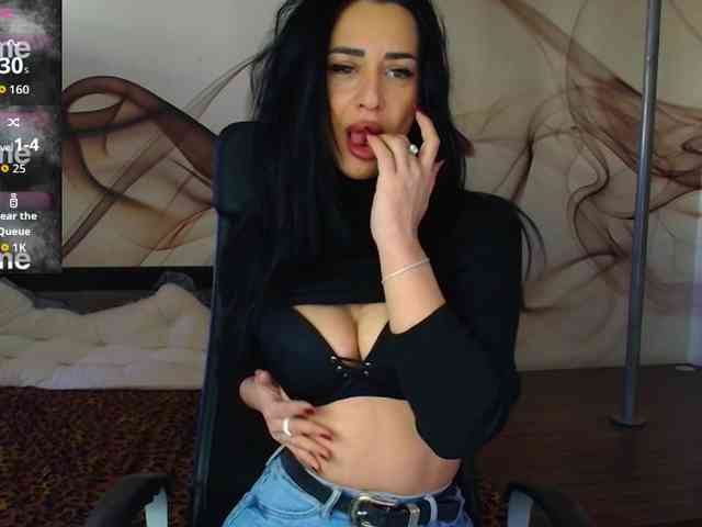 NaomiScarlett webcam