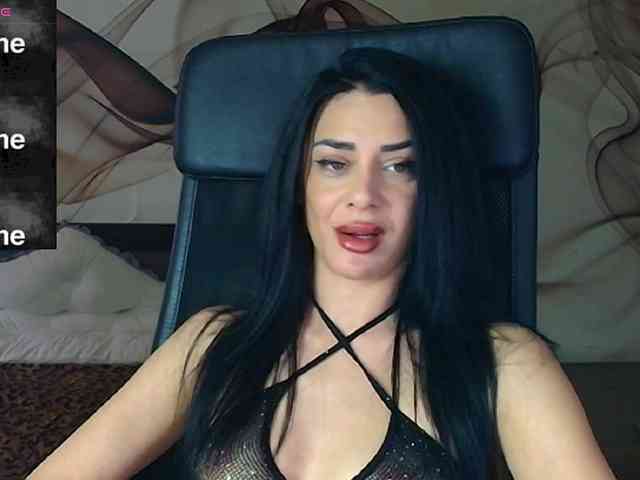 NaomiScarlett webcam