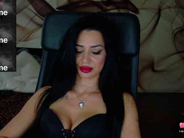 NaomiScarlett webcam