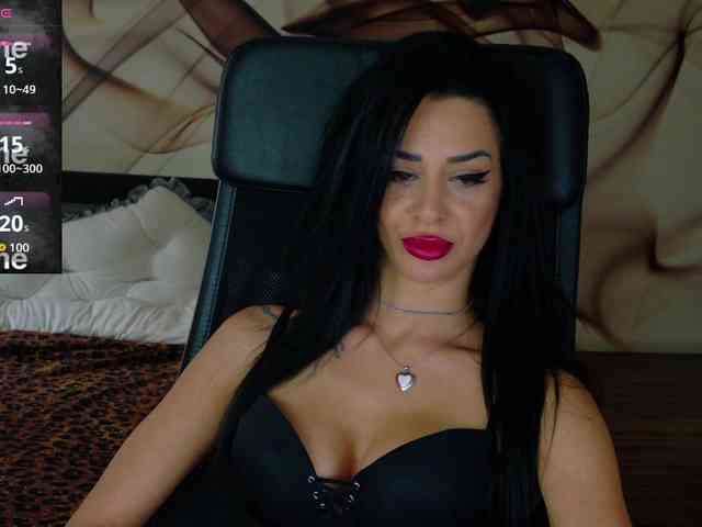 NaomiScarlett webcam