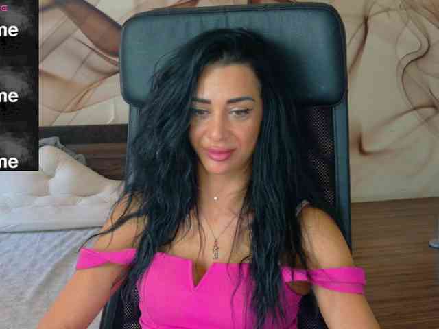 NaomiScarlett webcam
