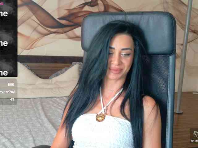 NaomiScarlett webcam