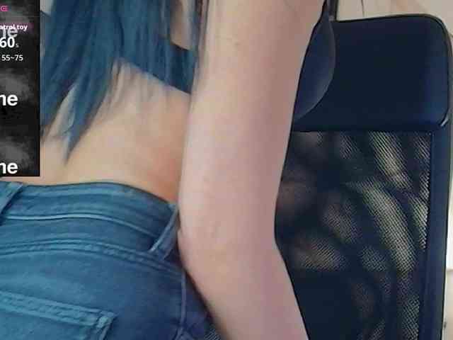 NaomiScarlett webcam