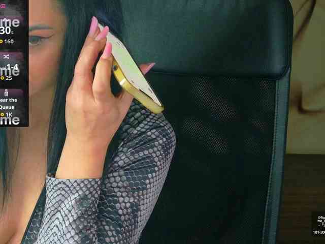 NaomiScarlett webcam