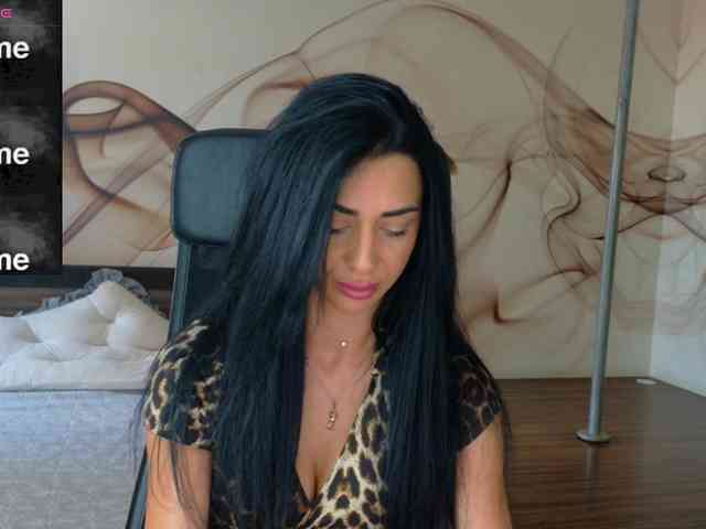 NaomiScarlett webcam