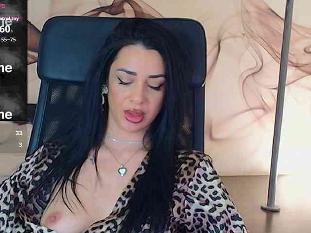 NaomiScarlett webcam