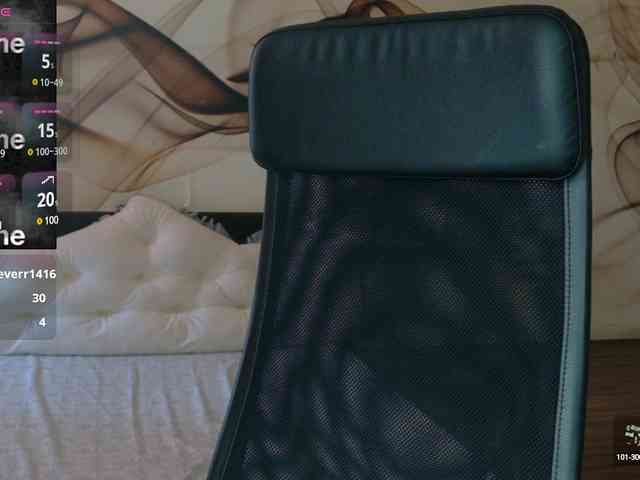 NaomiScarlett webcam
