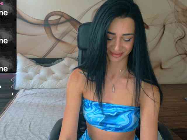 NaomiScarlett webcam