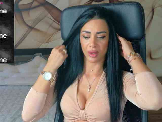 NaomiScarlett webcam