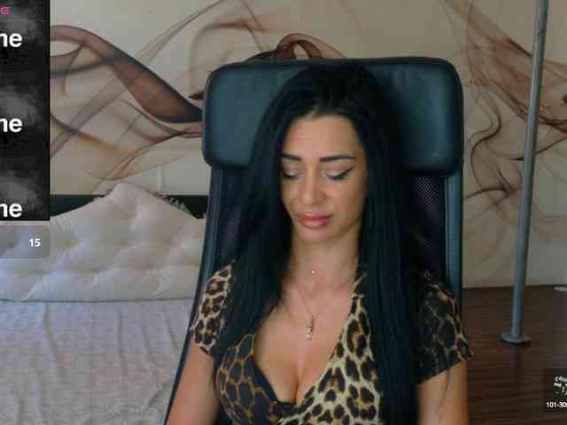 NaomiScarlett webcam