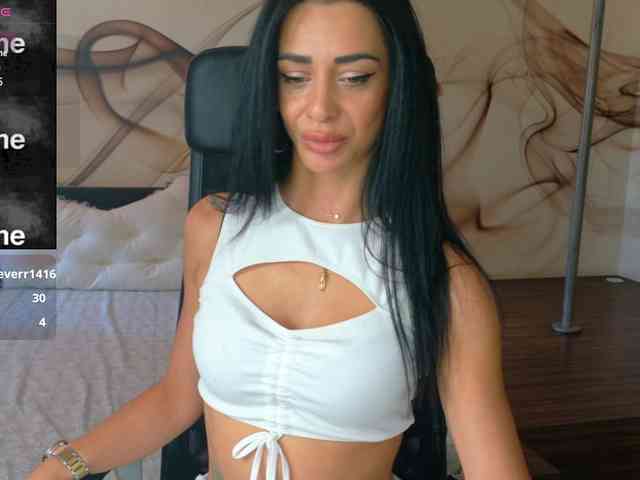 NaomiScarlett webcam