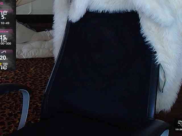 NaomiScarlett webcam