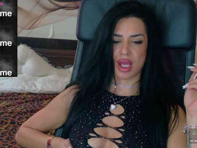 NaomiScarlett webcam